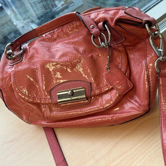 Coach “Kristen” pink patent Leather Shoulder Bag very good condition scuffs - Picture 2 of 16
